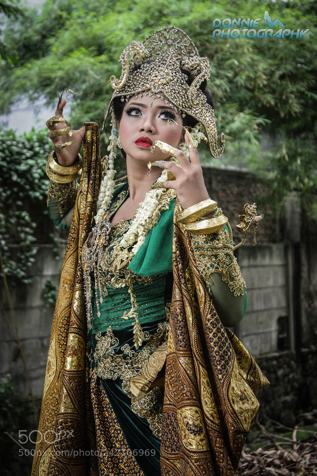 Canon EOS 450D (EOS Rebel XSi / EOS Kiss X2) sample photo. Mystical lady photography