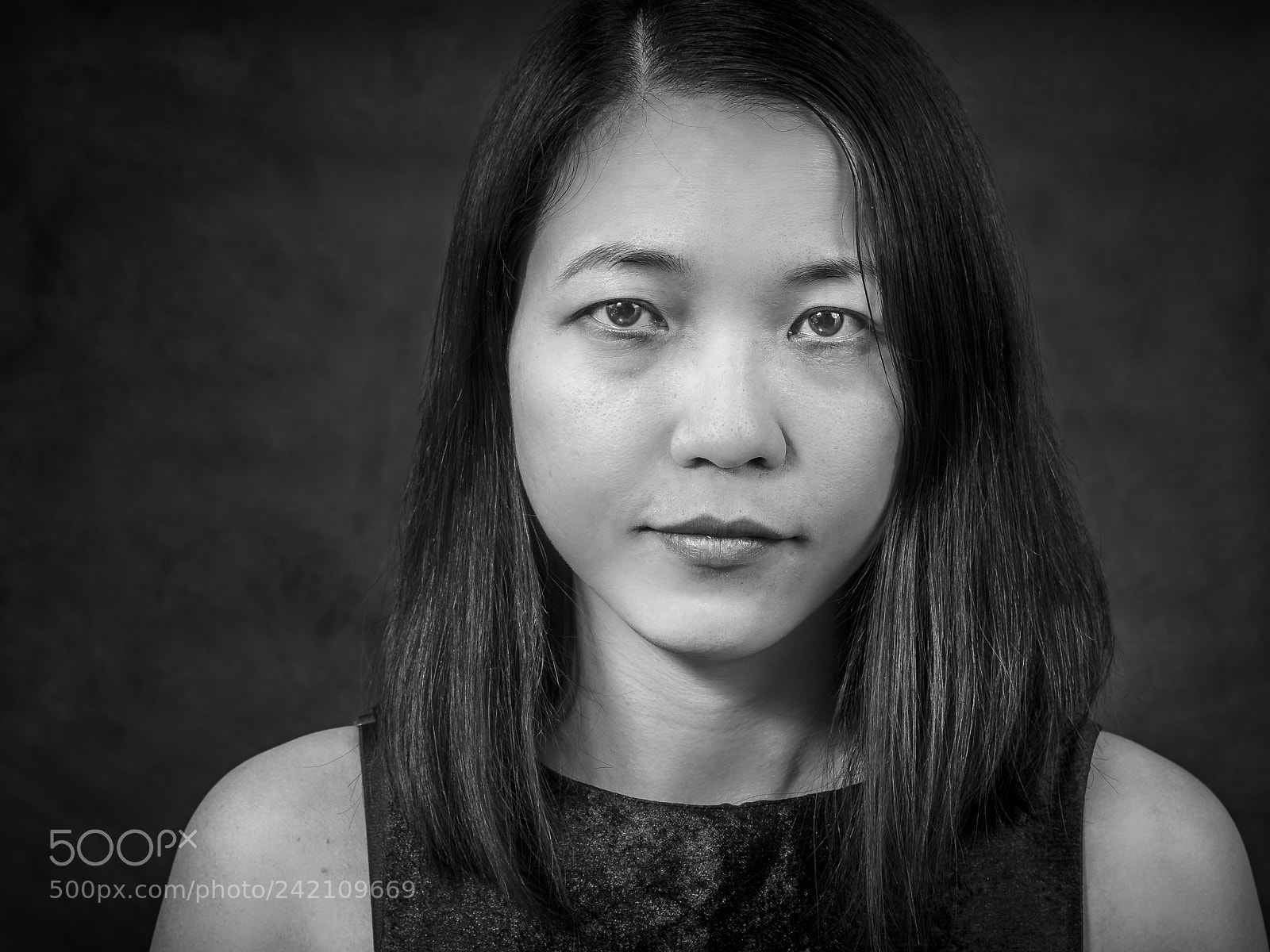 Olympus OM-D E-M1 sample photo. Asian girl on background photography