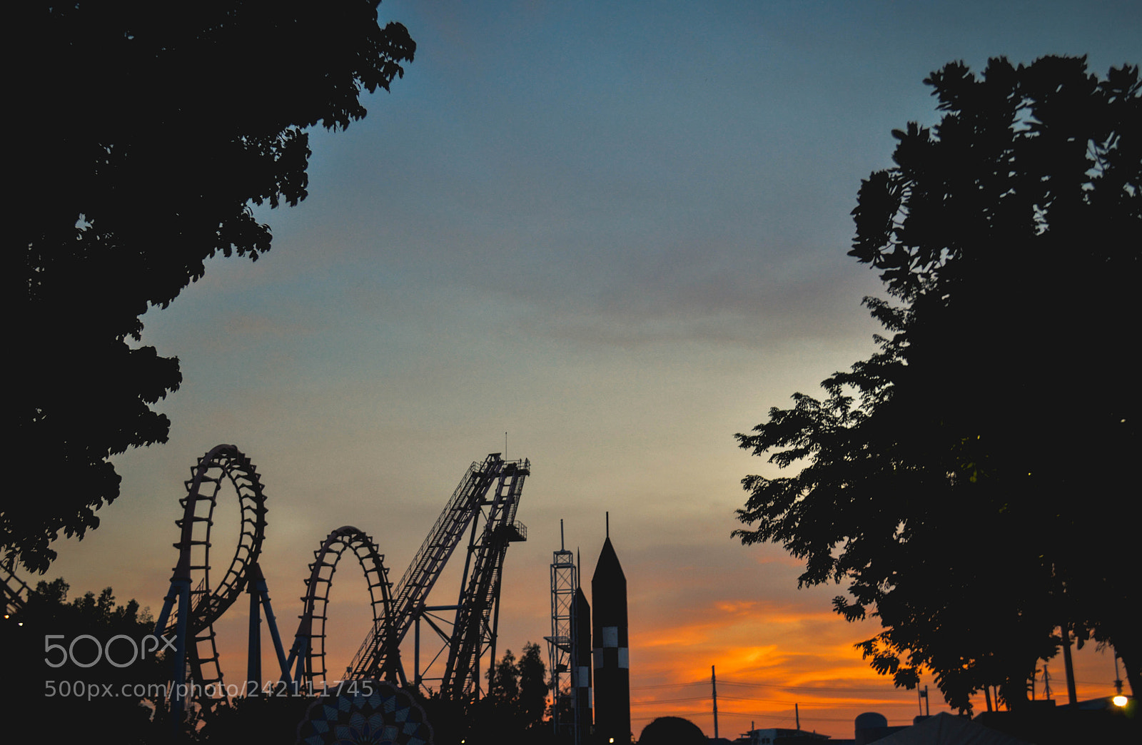 Nikon D3200 sample photo. Amusing sunset on an photography