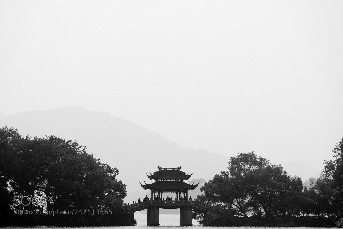 Fujifilm X-T1 sample photo. Over west lake. photography