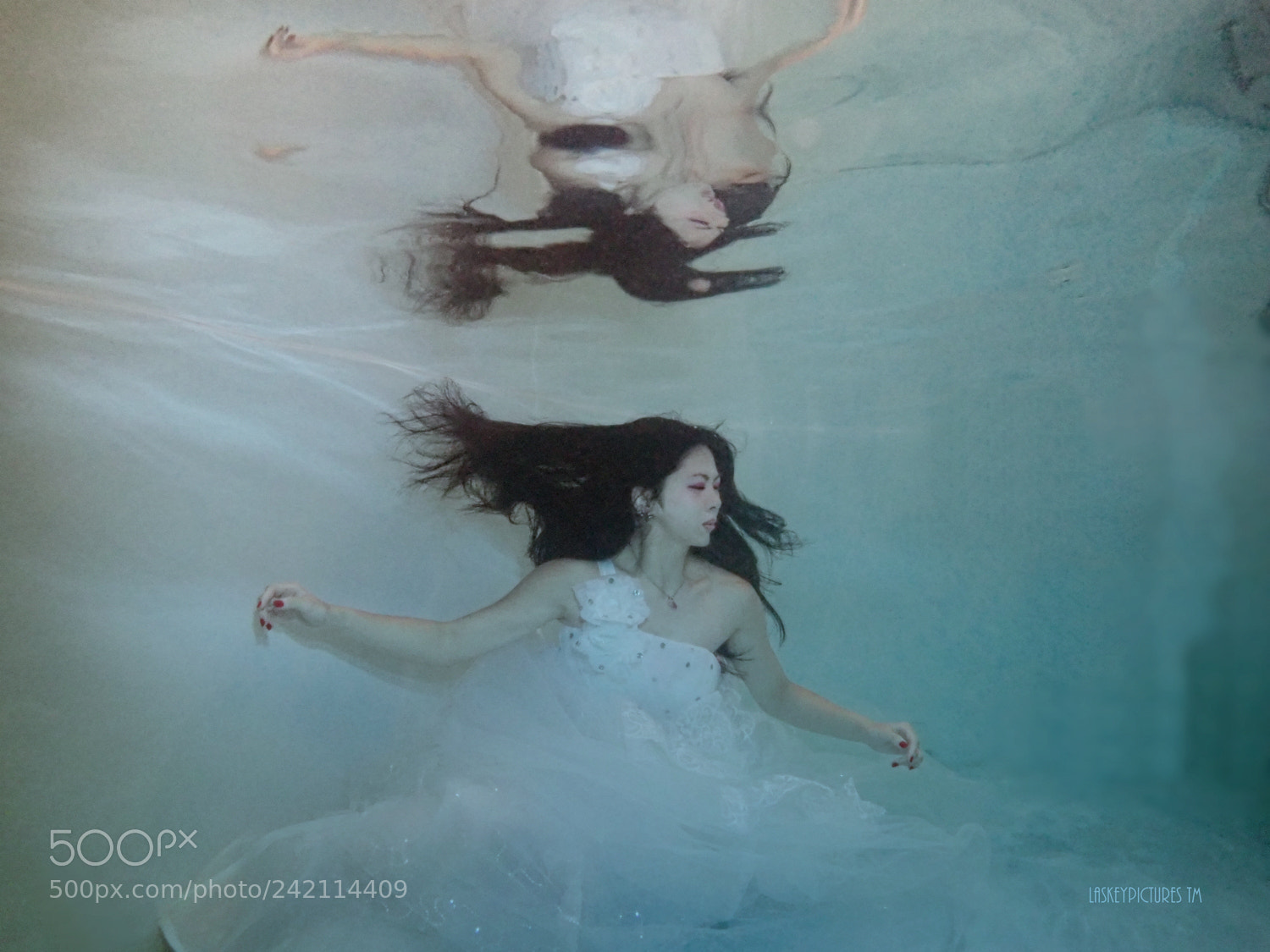 Olympus TG-5 sample photo. Water dance photography