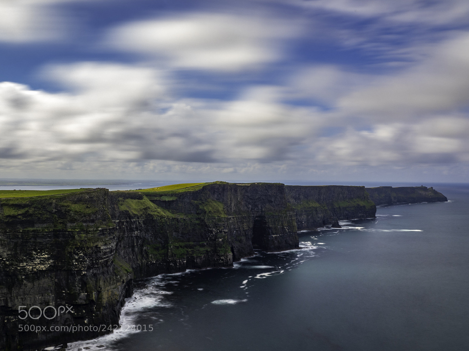 Olympus OM-D E-M1 Mark II sample photo. Cliffs of moher photography