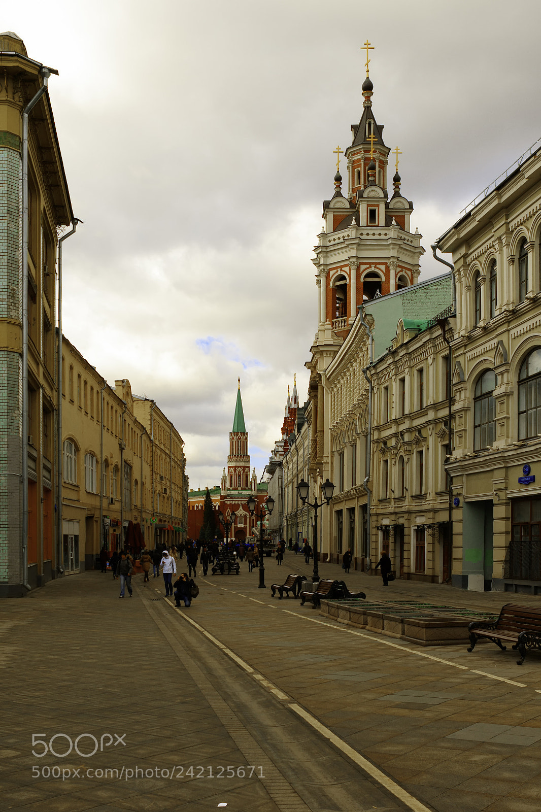 Canon EOS 7D Mark II sample photo. Street views of moscow photography
