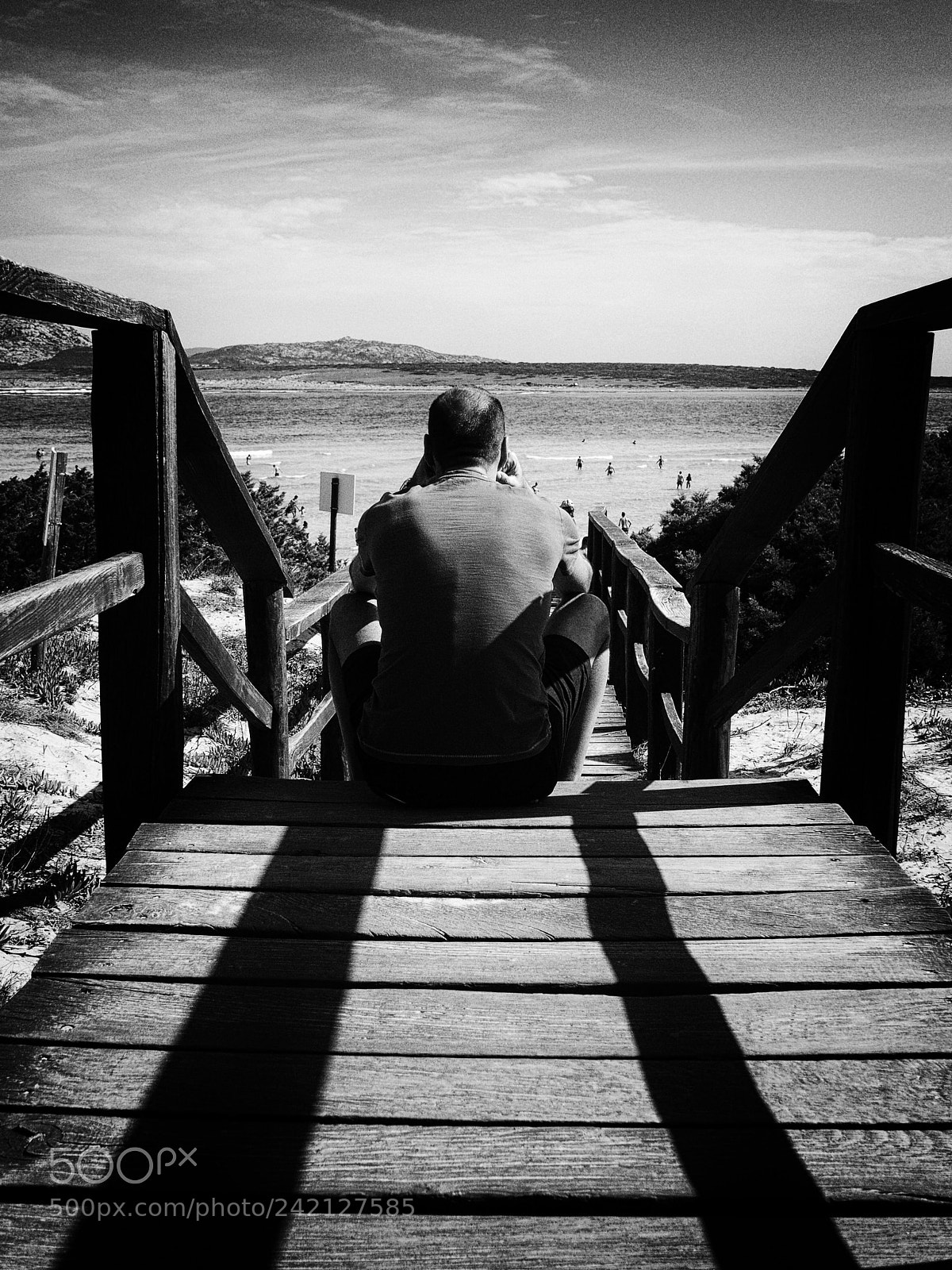 Olympus STYLUS1,1s sample photo. Sitting on his thoughts photography