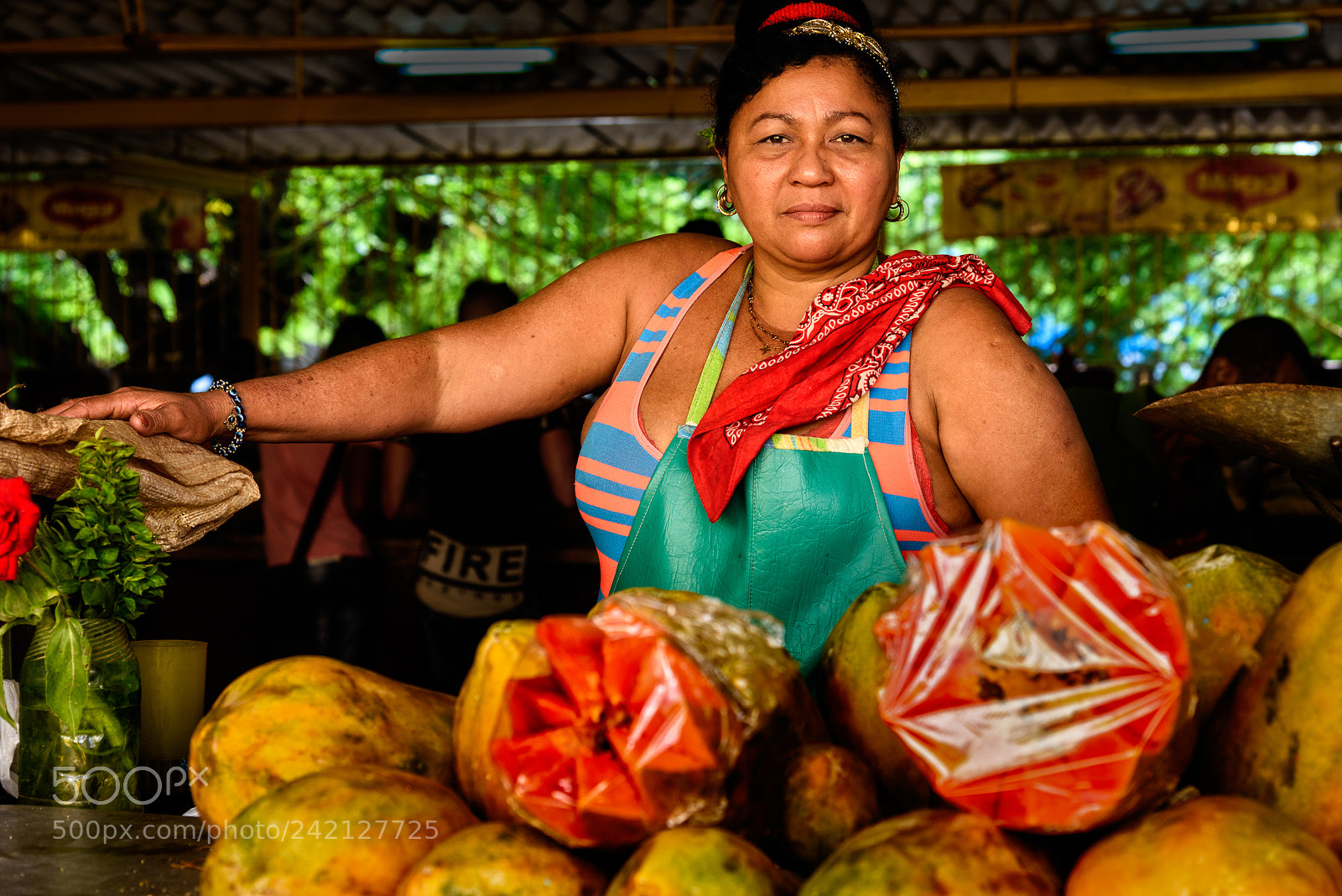 Nikon D810 sample photo. Papaya for sale photography