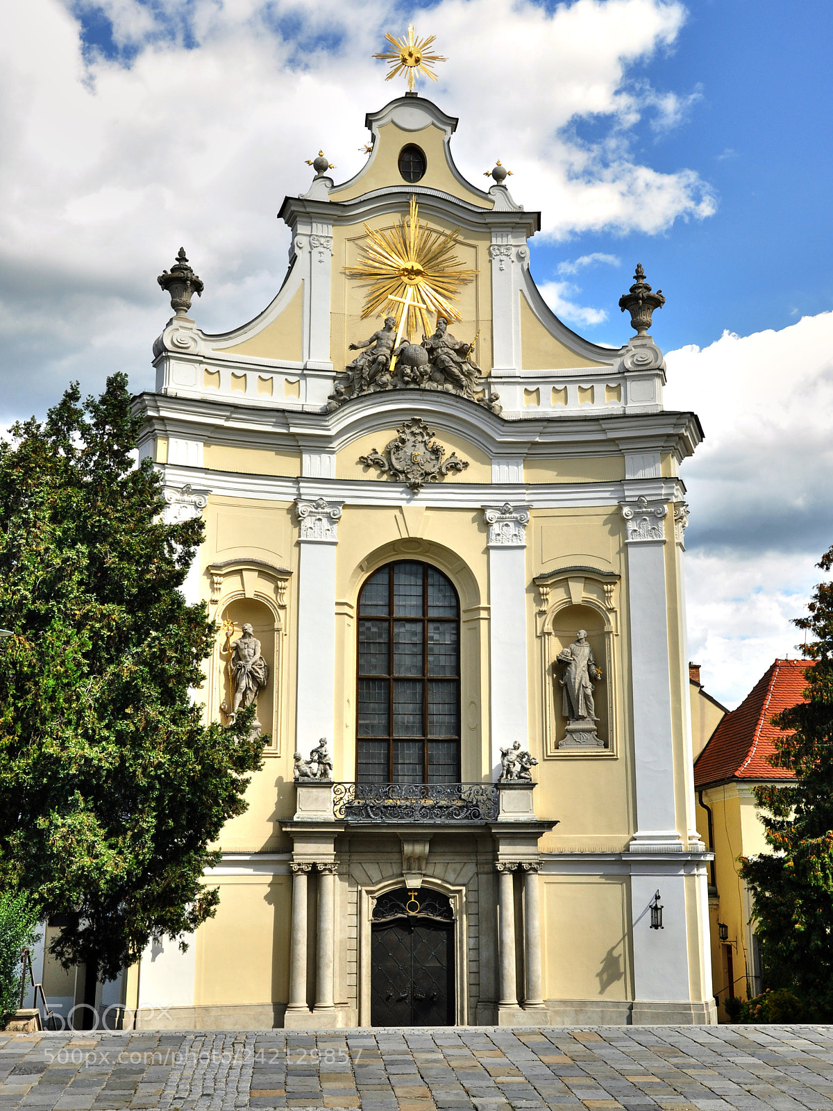 Nikon D5000 sample photo. Church photography