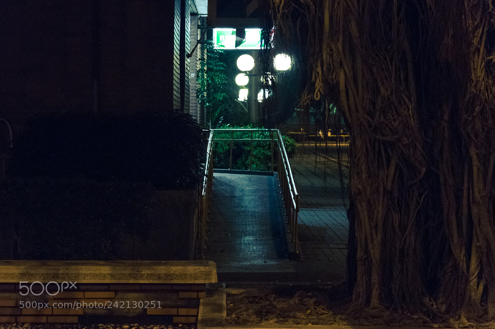 Canon EOS 77D (EOS 9000D / EOS 770D) sample photo. Post office photography