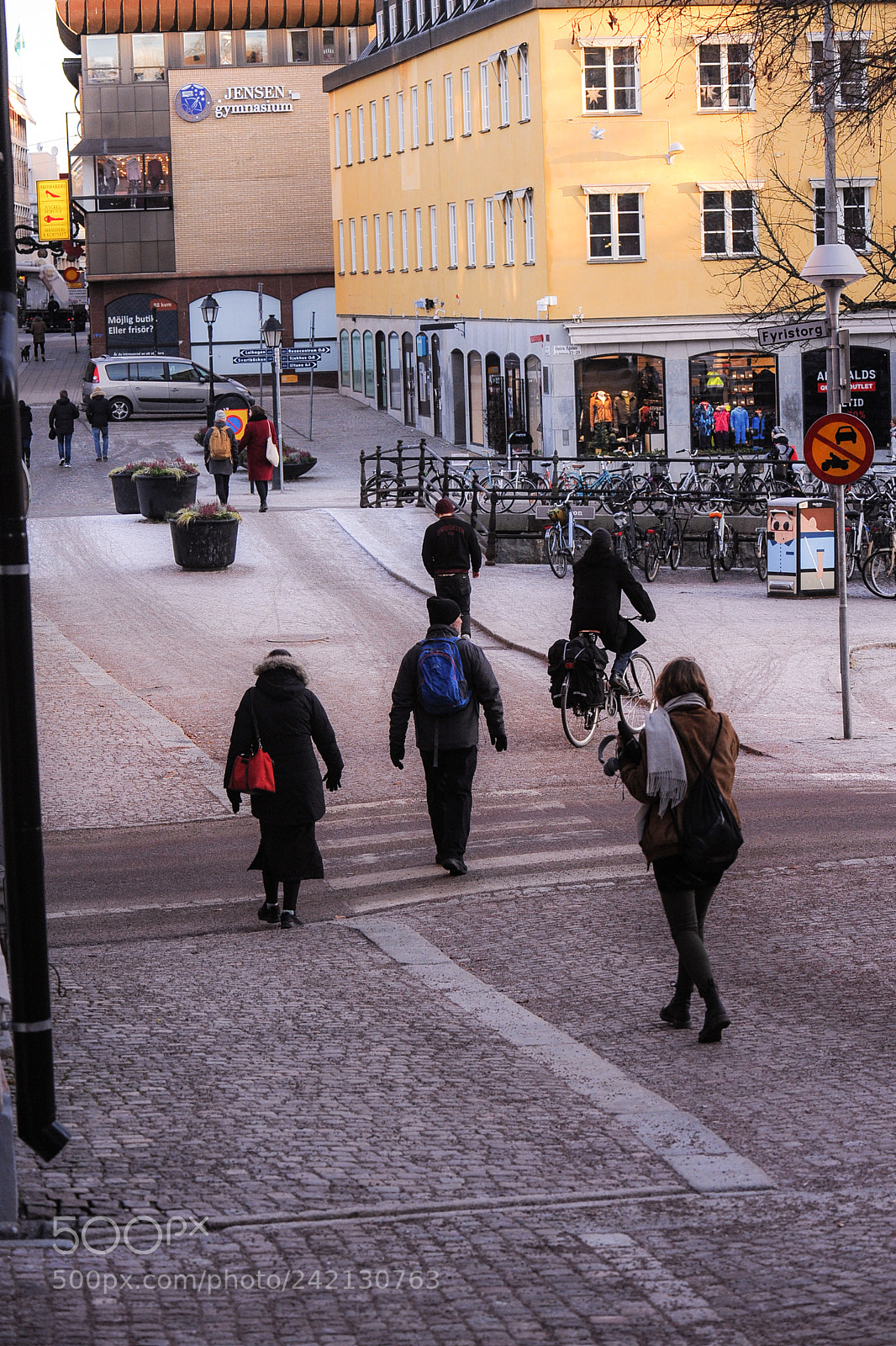 Nikon D700 sample photo. Outside the old bath photography
