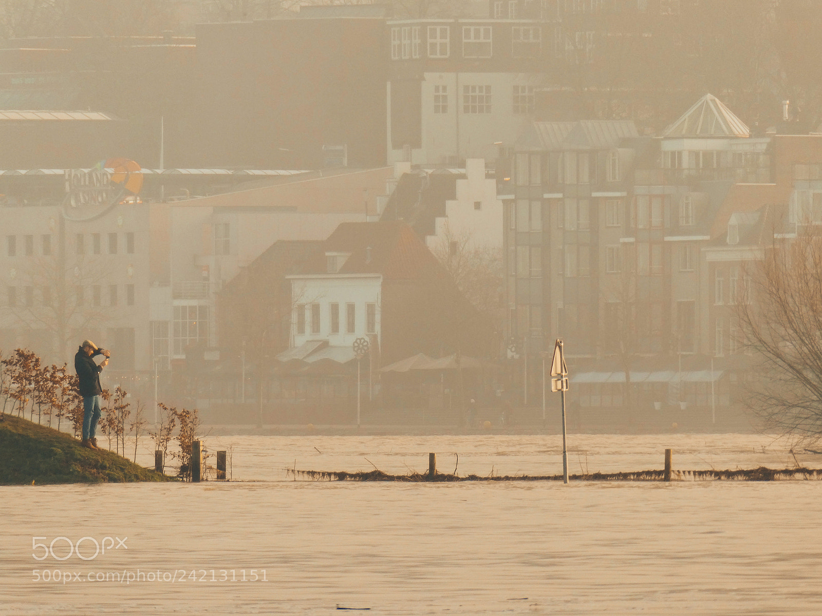 Panasonic Lumix DC-ZS70 (Lumix DC-TZ90) sample photo. Photographer at nijmegen photography