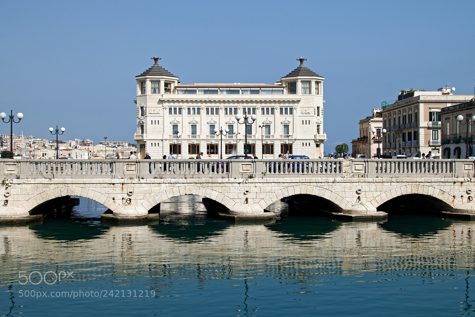 Nikon D3300 + Nikon AF-S DX Nikkor 35mm F1.8G sample photo. Old post office building photography