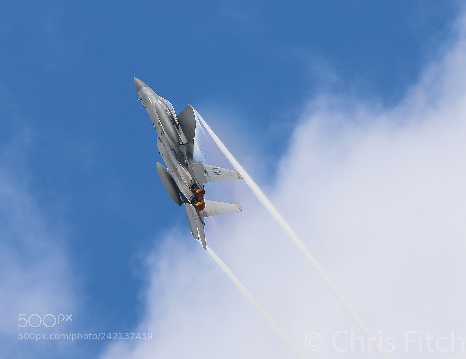 Canon EOS 7D Mark II sample photo. "performance climb" photography