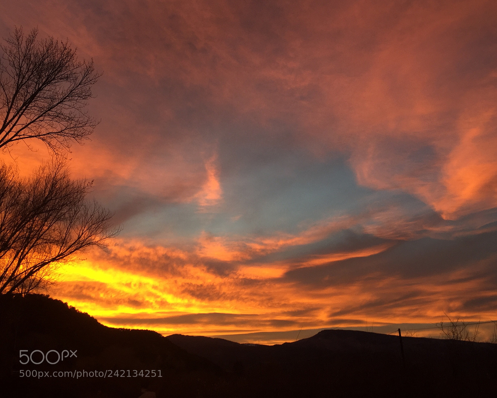 Apple iPhone 6 Plus sample photo. Sunset layers photography