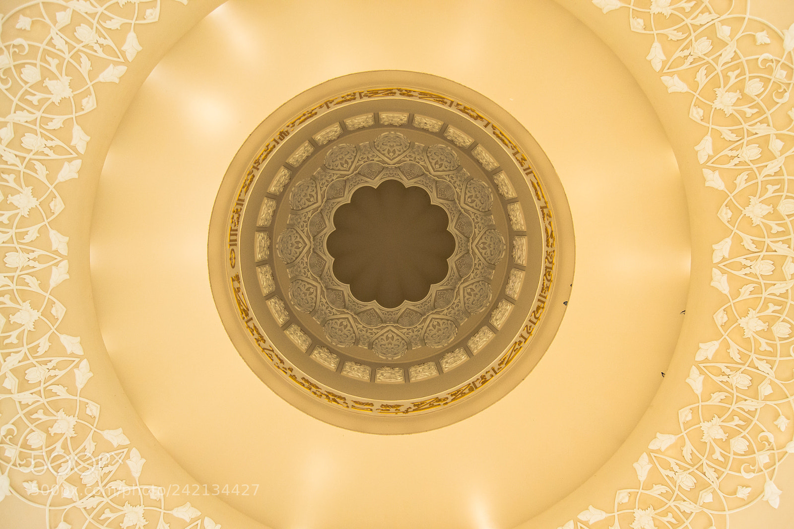 Nikon D3100 sample photo. The decorated inner dome photography