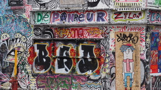 Olympus OM-D E-M5 II sample photo. Streetart photography