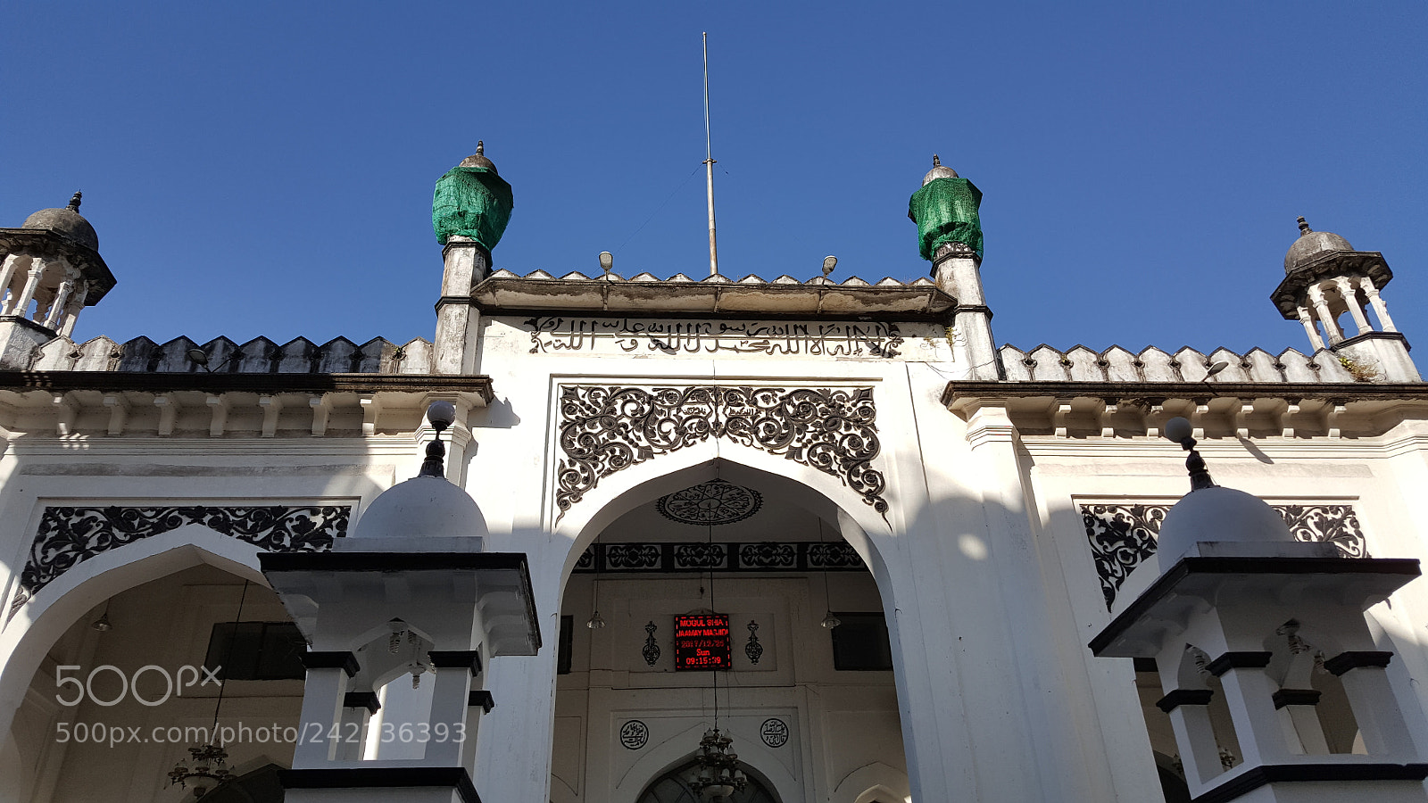 Samsung Galaxy Note5 sample photo. A temple in yangon photography