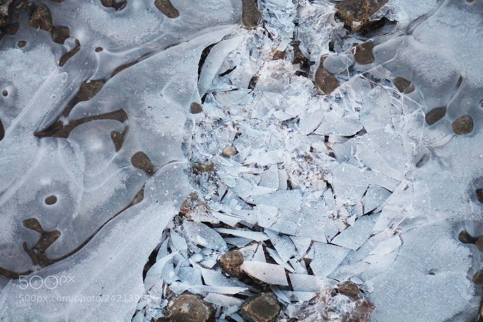 Canon EOS 1100D (EOS Rebel T3 / EOS Kiss X50) sample photo. Broken ice photography