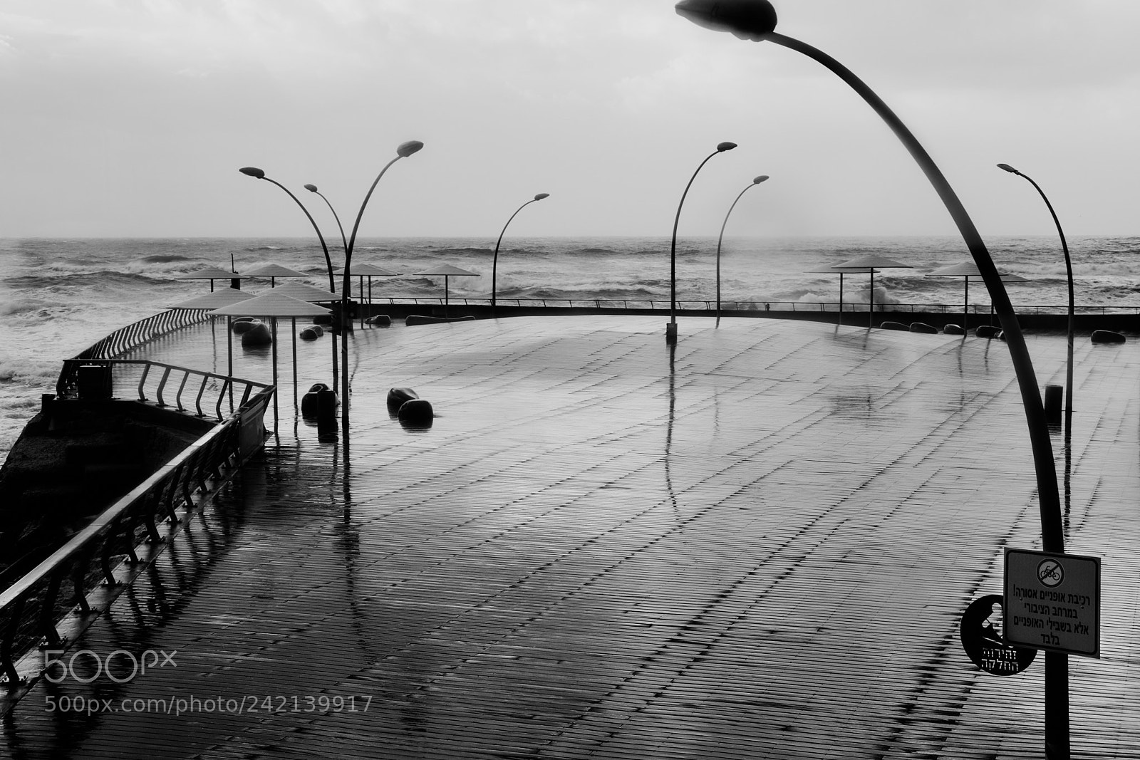 Fujifilm X-T2 sample photo. Tel-aviv port at storm photography