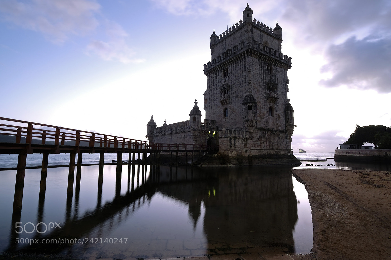 Fujifilm X-T2 sample photo. Torre de belém photography
