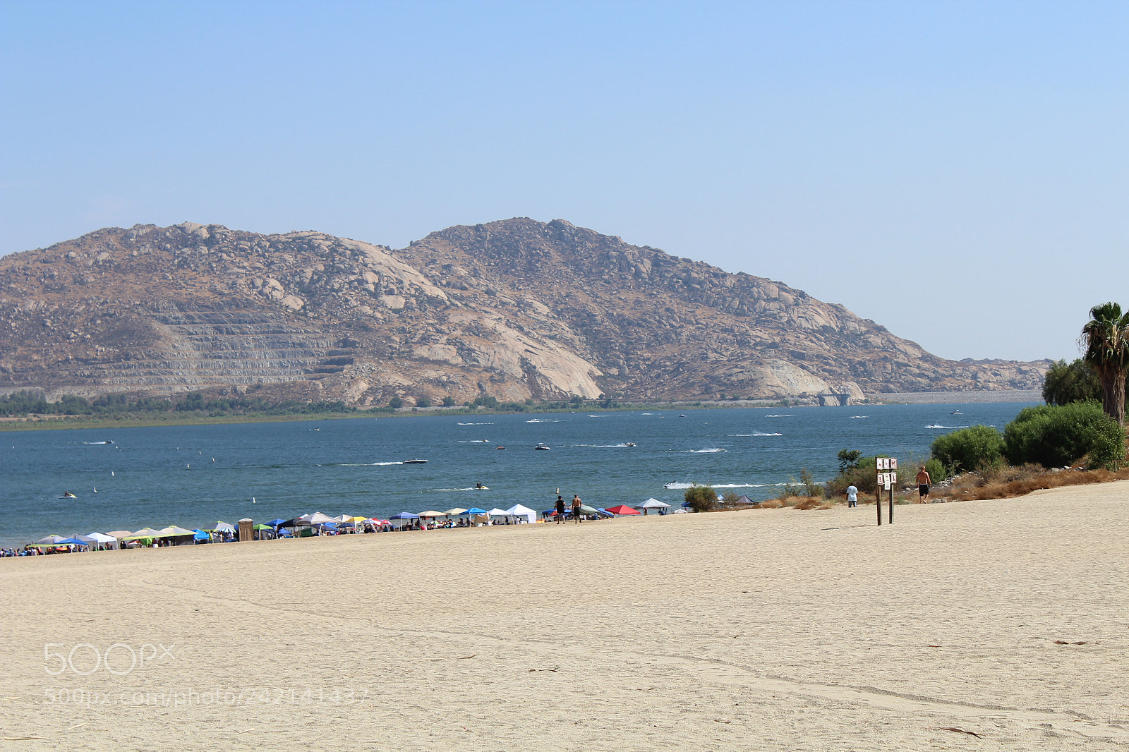 Canon EOS 1300D (EOS Rebel T6 / EOS Kiss X80) sample photo. Beach view photography
