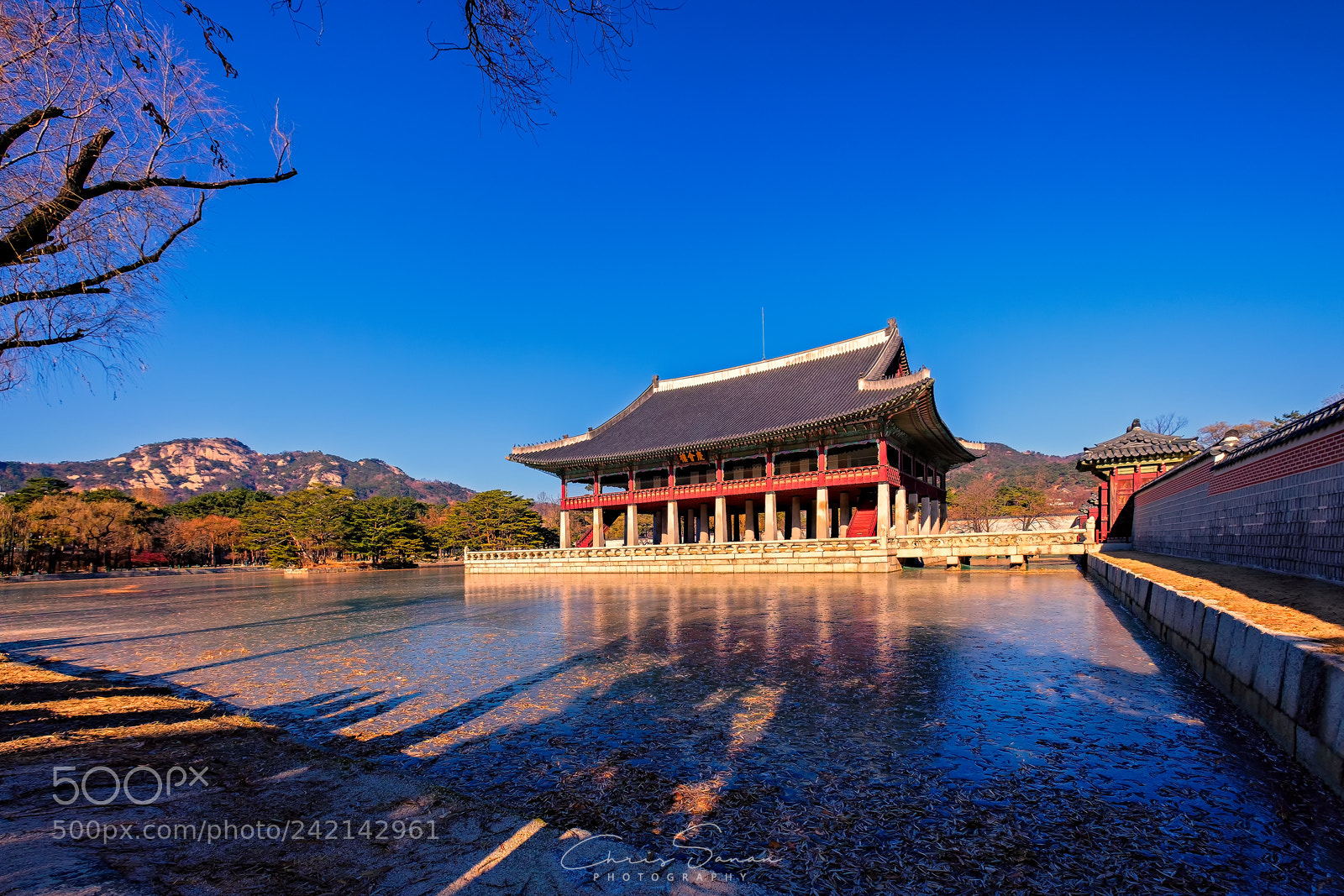 Fujifilm X-T2 sample photo. The gyeonghoeru pavilion photography