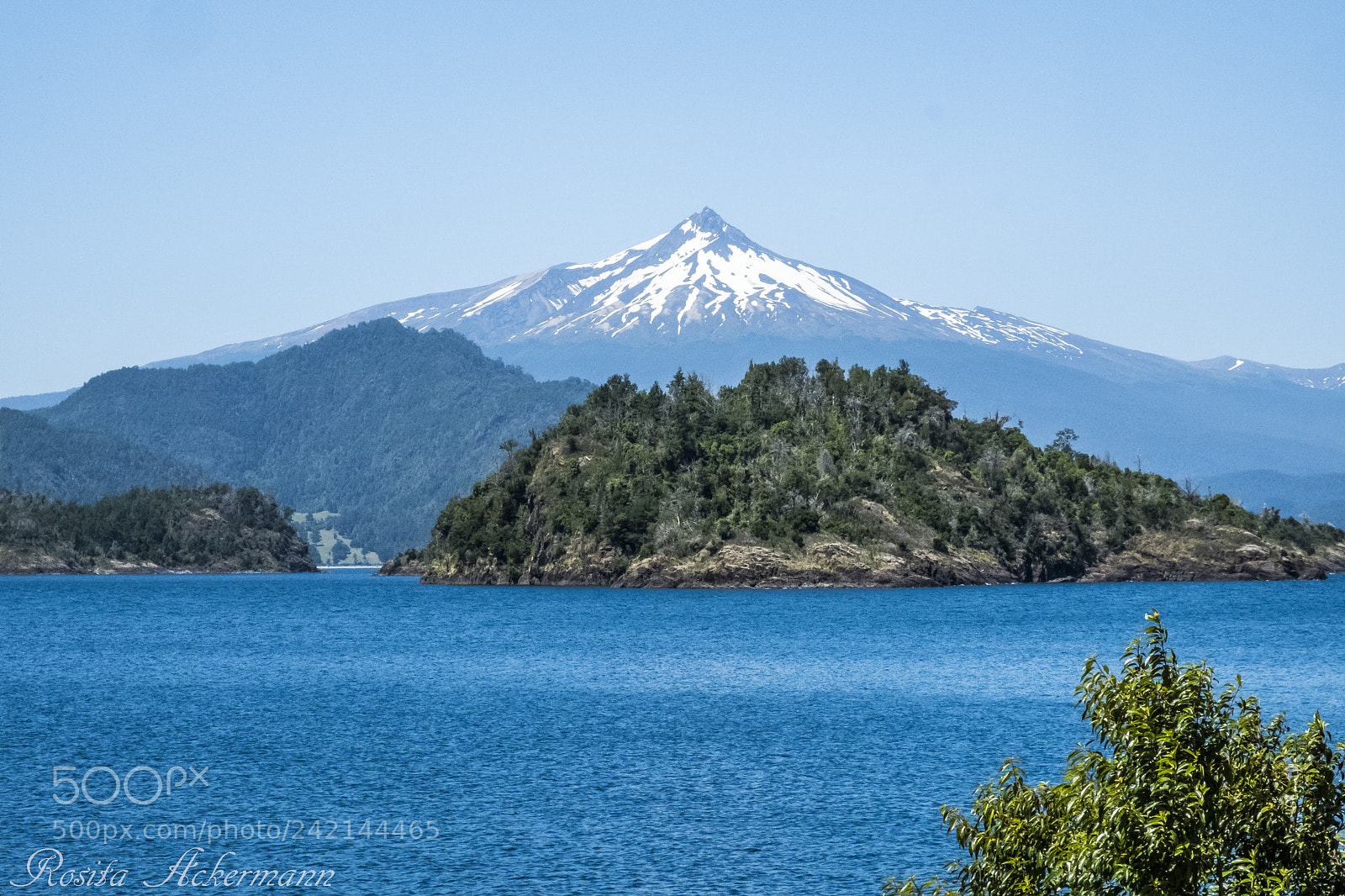 Fujifilm X-T20 sample photo. Choshuenco volcano - lake photography