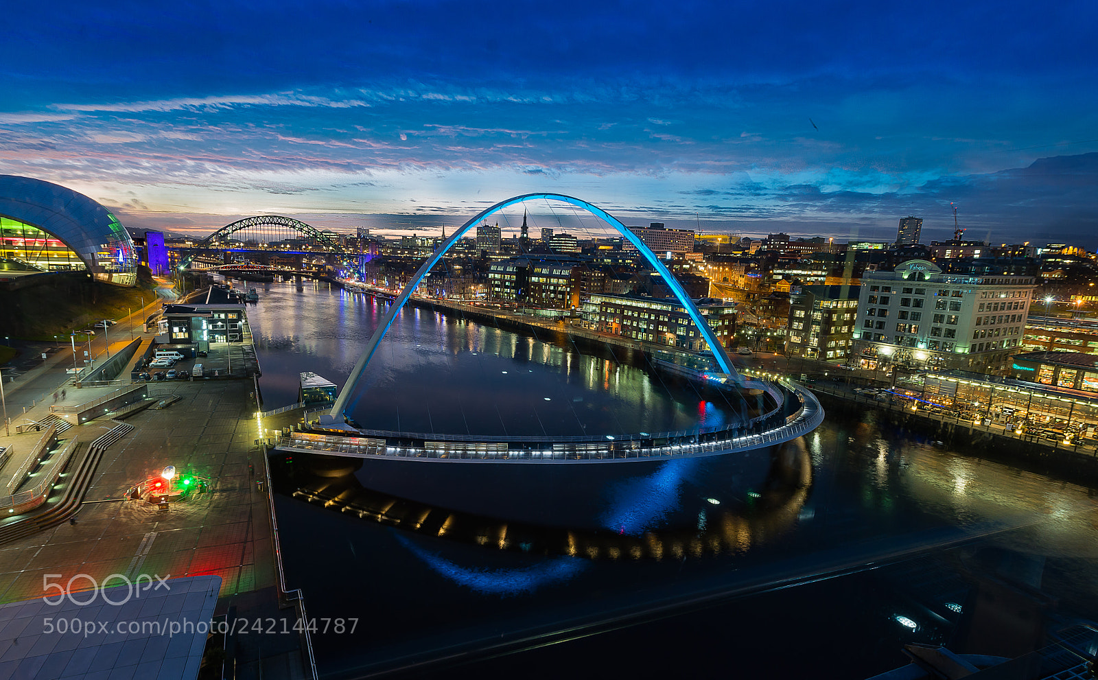 Nikon D800 sample photo. Newcastle quayside at night photography