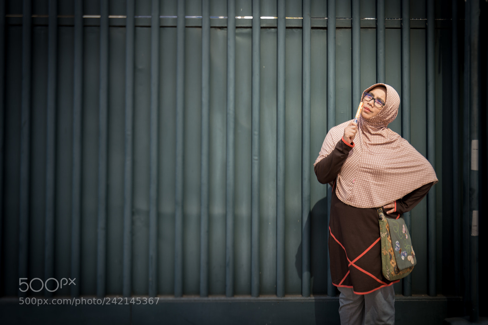 Samsung NX1 sample photo. Thinking photography