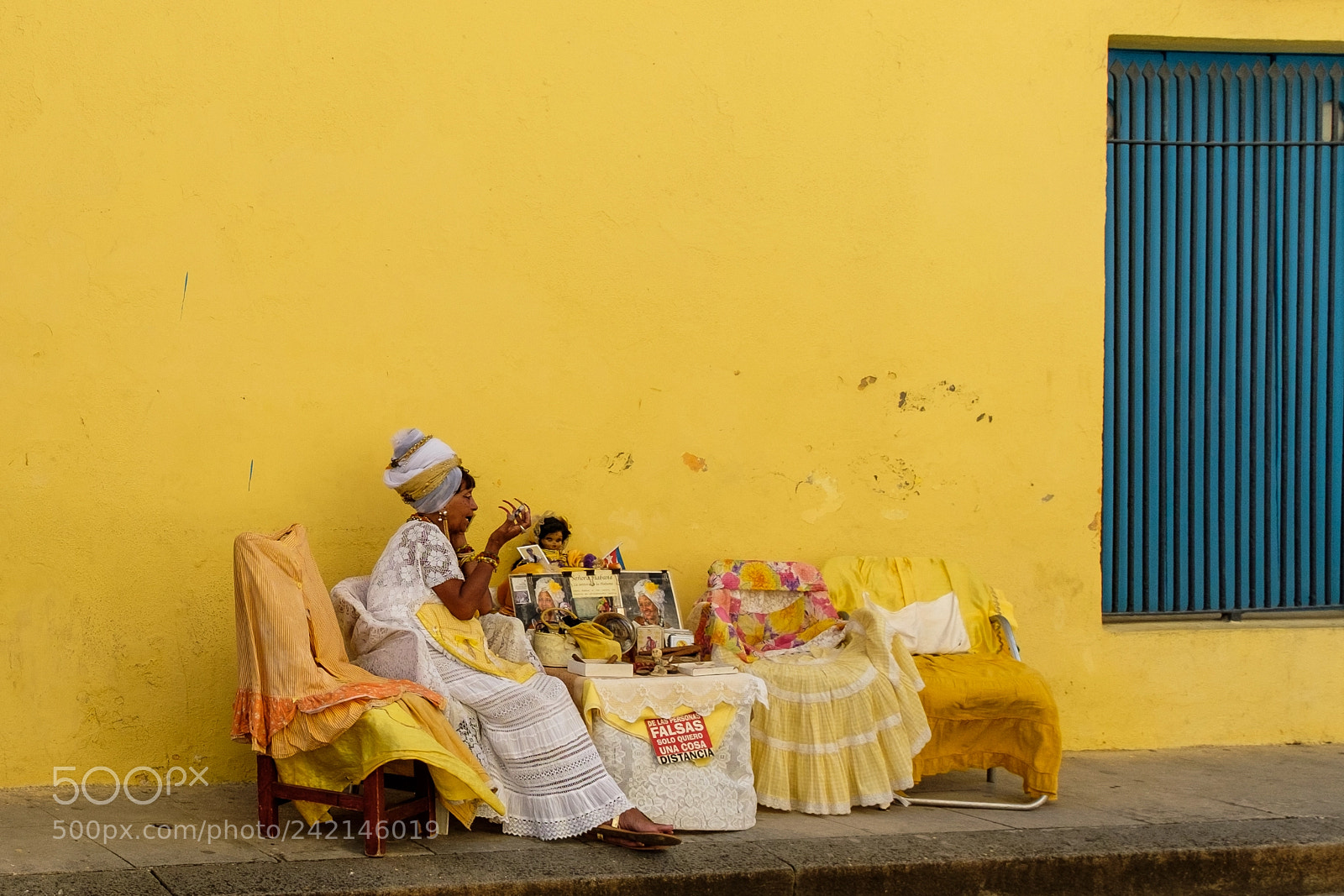 Fujifilm X100F sample photo. Santeria photography