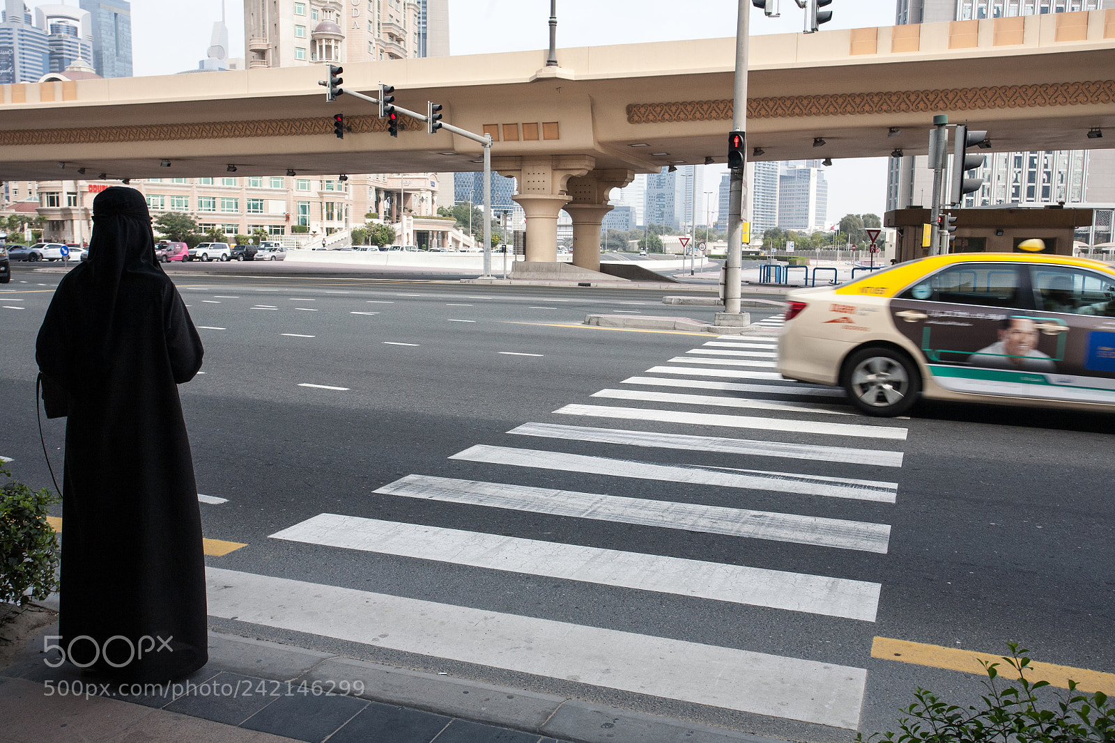 Canon EOS 5D sample photo. Street photography