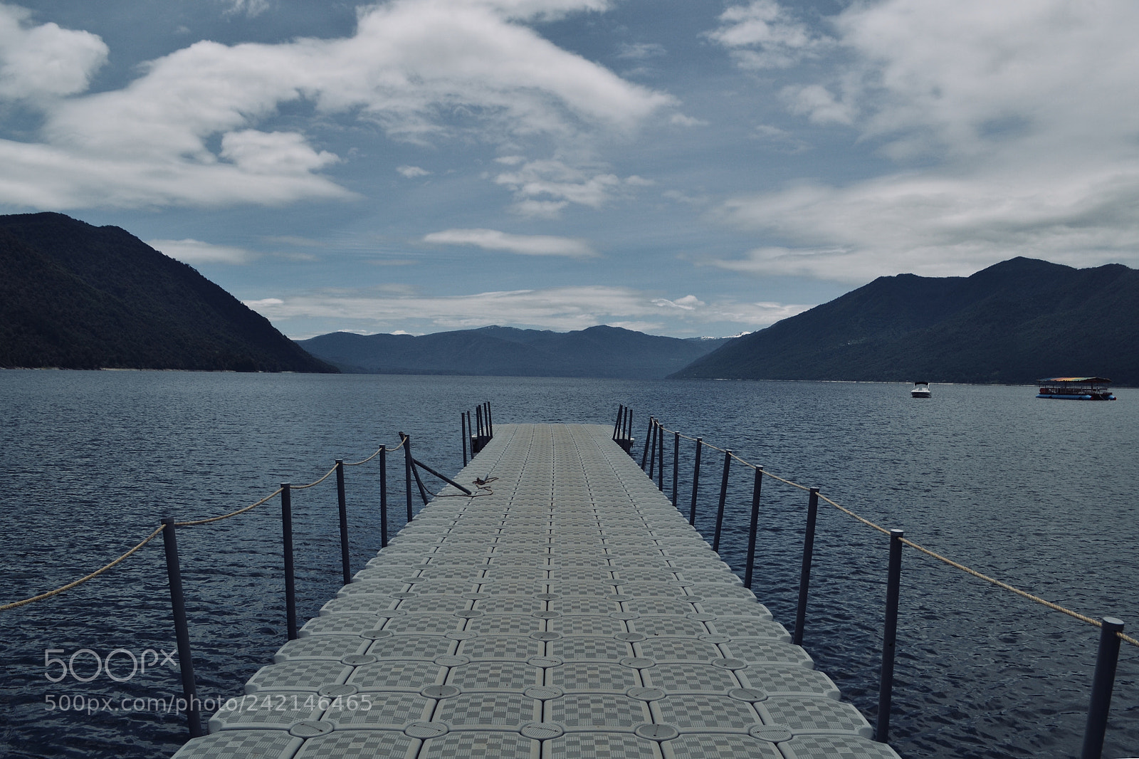 Nikon D3100 sample photo. Port sur le lac photography