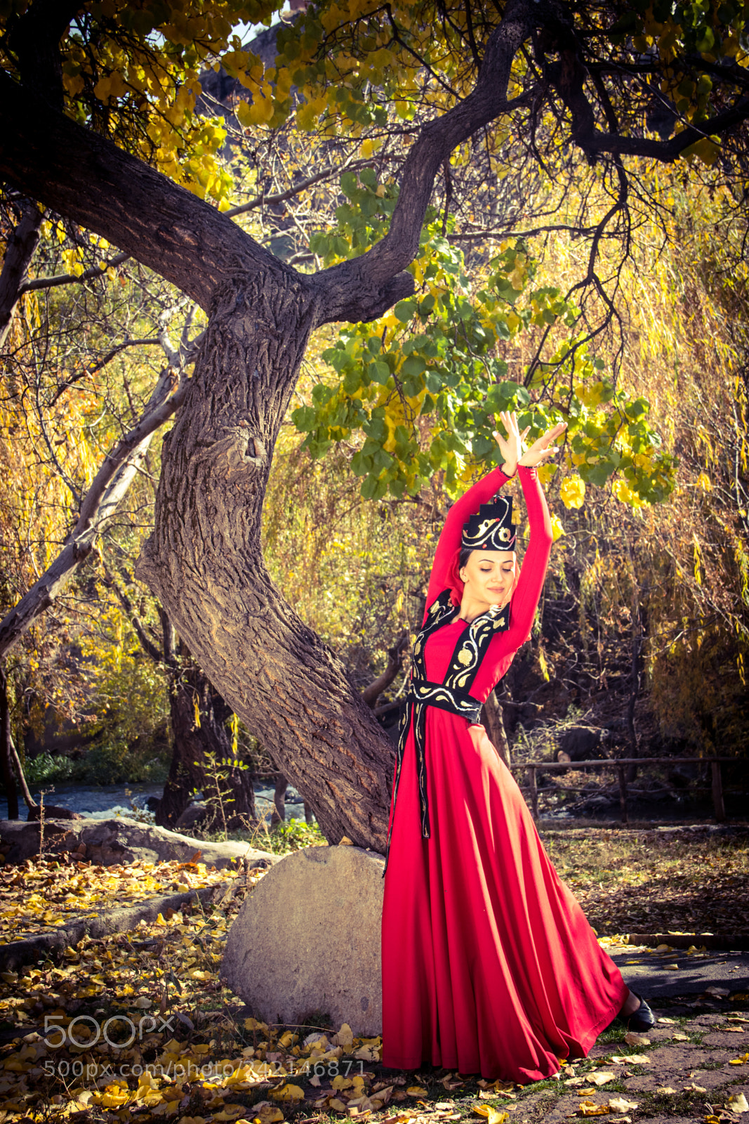 Canon EOS 7D Mark II sample photo. Traditional photography