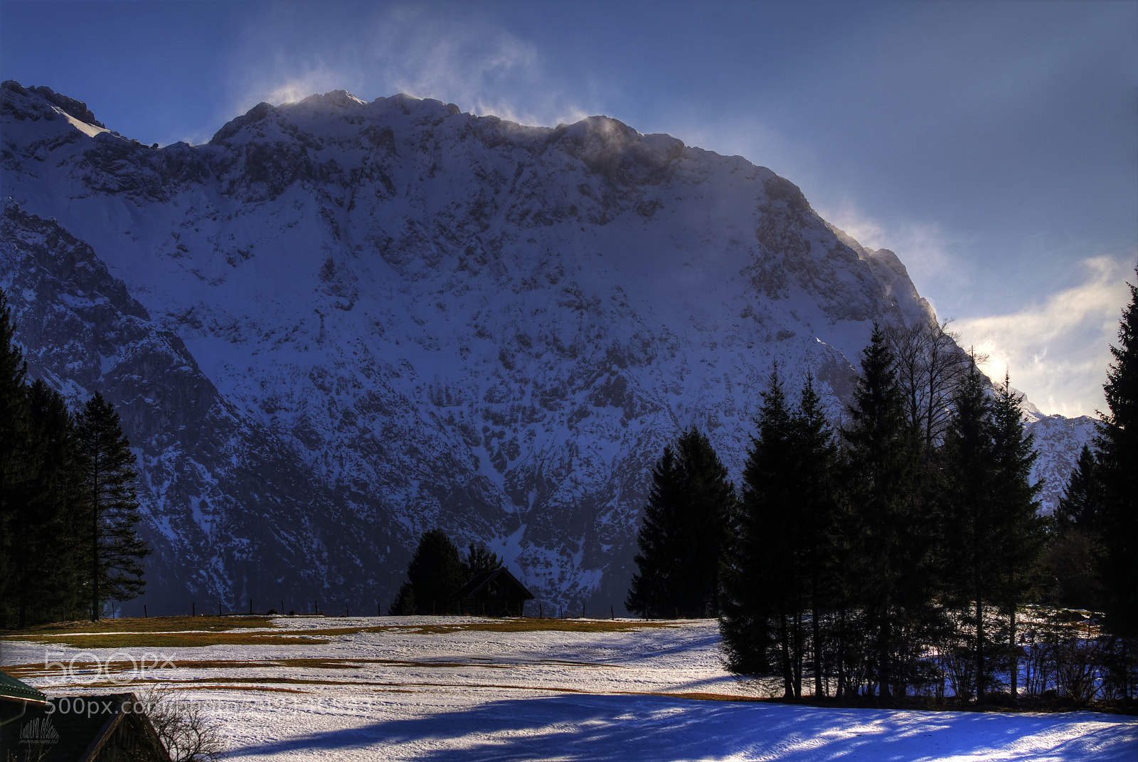 Sony ILCA-77M2 sample photo. F hnsturm ber dem photography