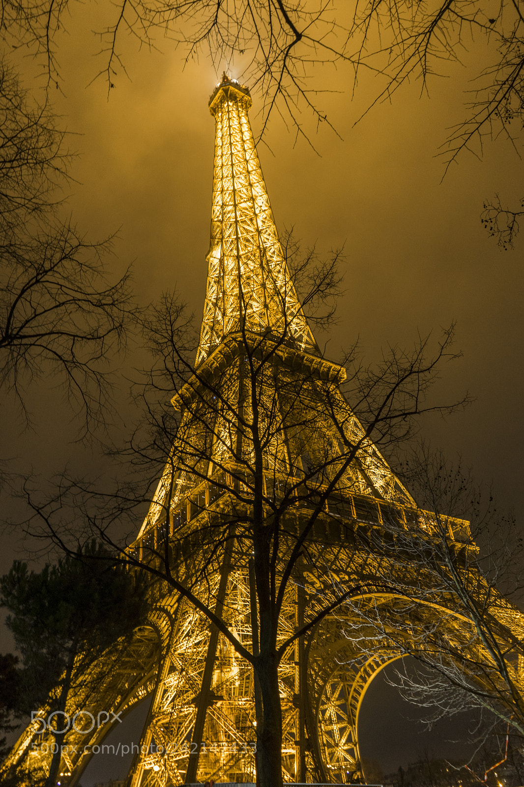Sony a7 sample photo. Eiffel tower photography