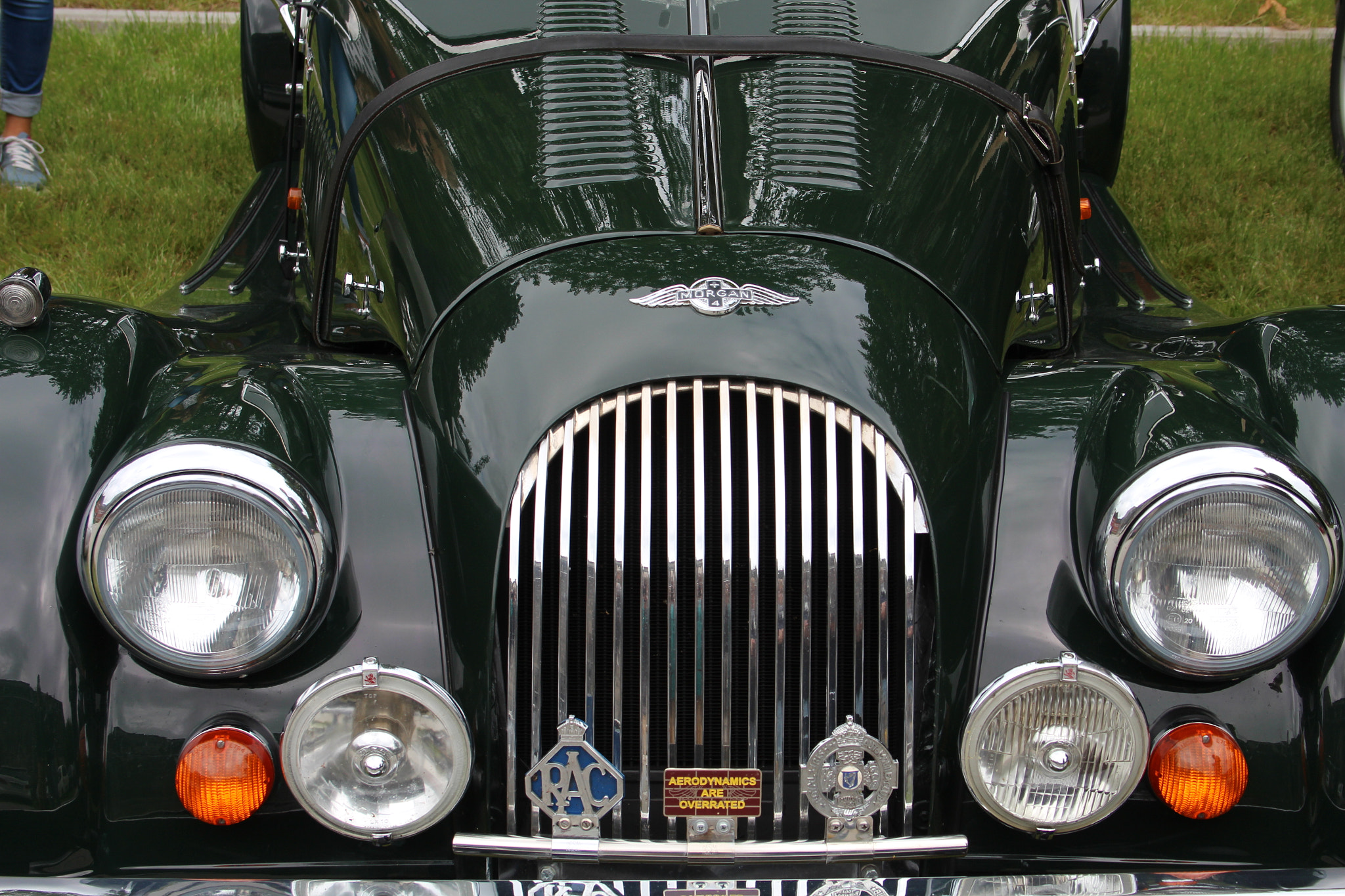 Canon EF-S 18-55mm F3.5-5.6 II sample photo. Old cars photography