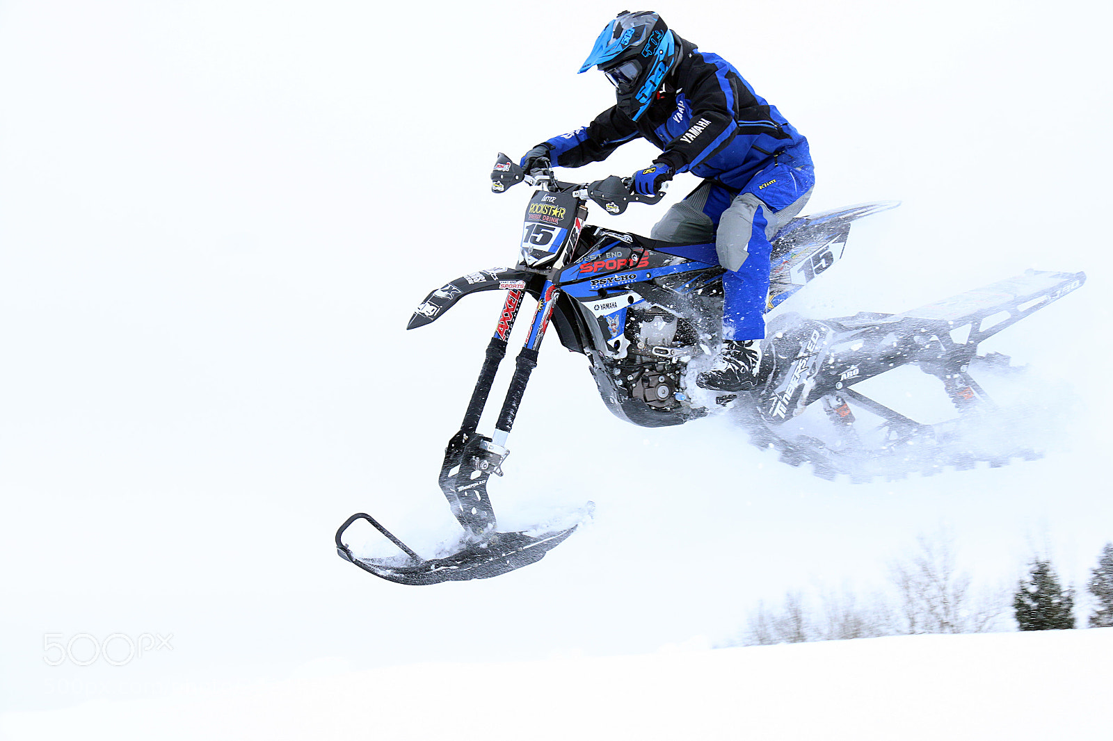 Canon EF-S 18-200mm F3.5-5.6 IS sample photo. Snowbike practice photography