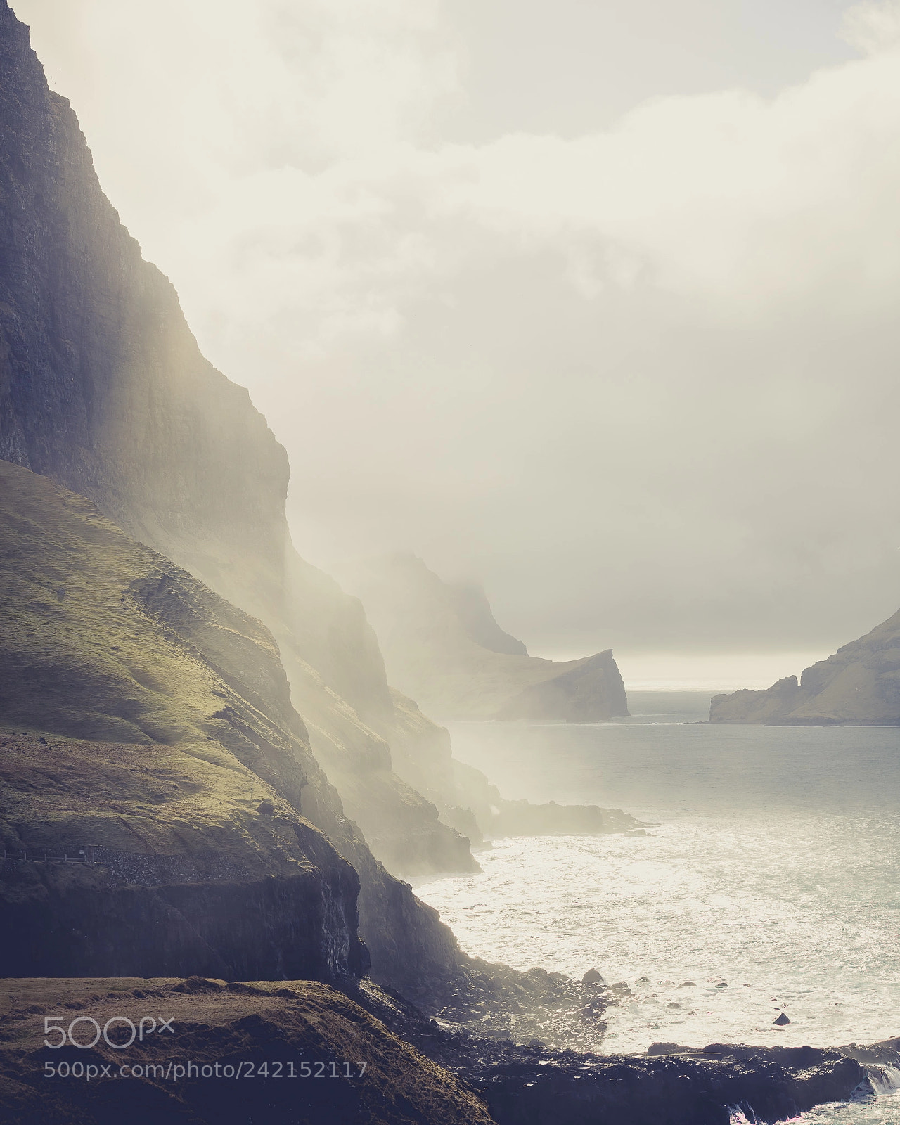 Canon EOS 5DS sample photo. Lights on the faroe photography
