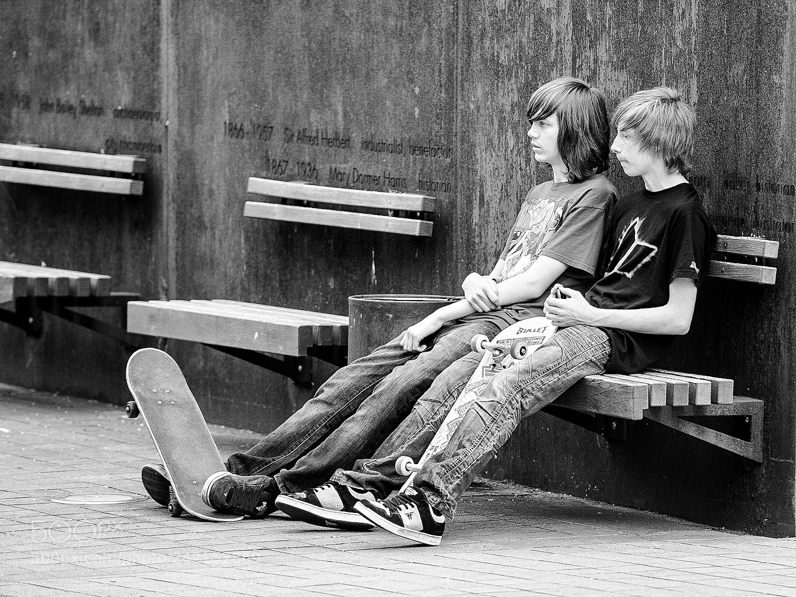 Nikon D700 sample photo. Two dudes, chillin’. photography