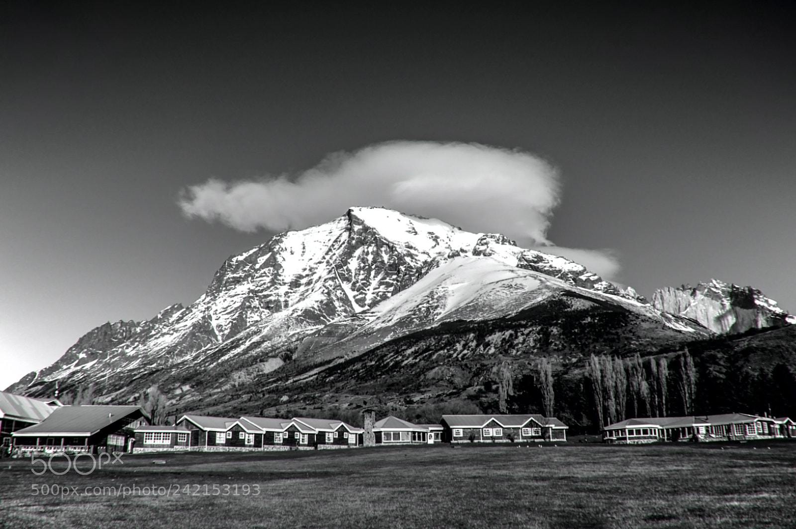 Nikon D50 sample photo. Lonely cloud photography