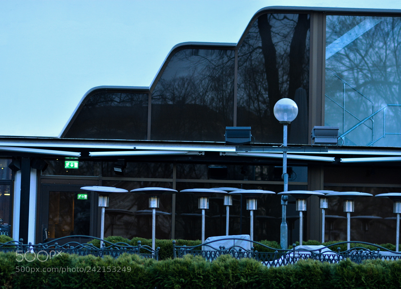Nikon D7100 sample photo. A well known restaurant photography