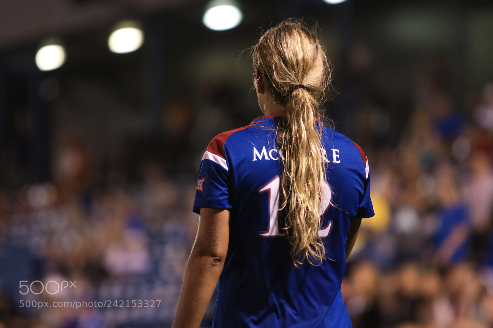 Canon EOS 750D (EOS Rebel T6i / EOS Kiss X8i) sample photo. University of kansas soccer photography