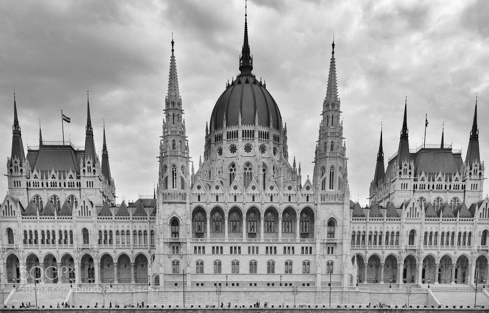 Sony a7 sample photo. Budapest - hungarian parliment photography