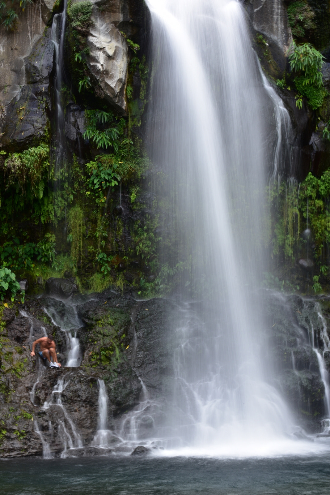 Nikon AF-S Nikkor 70-200mm F4G ED VR sample photo. Cascades, île de la réunion photography