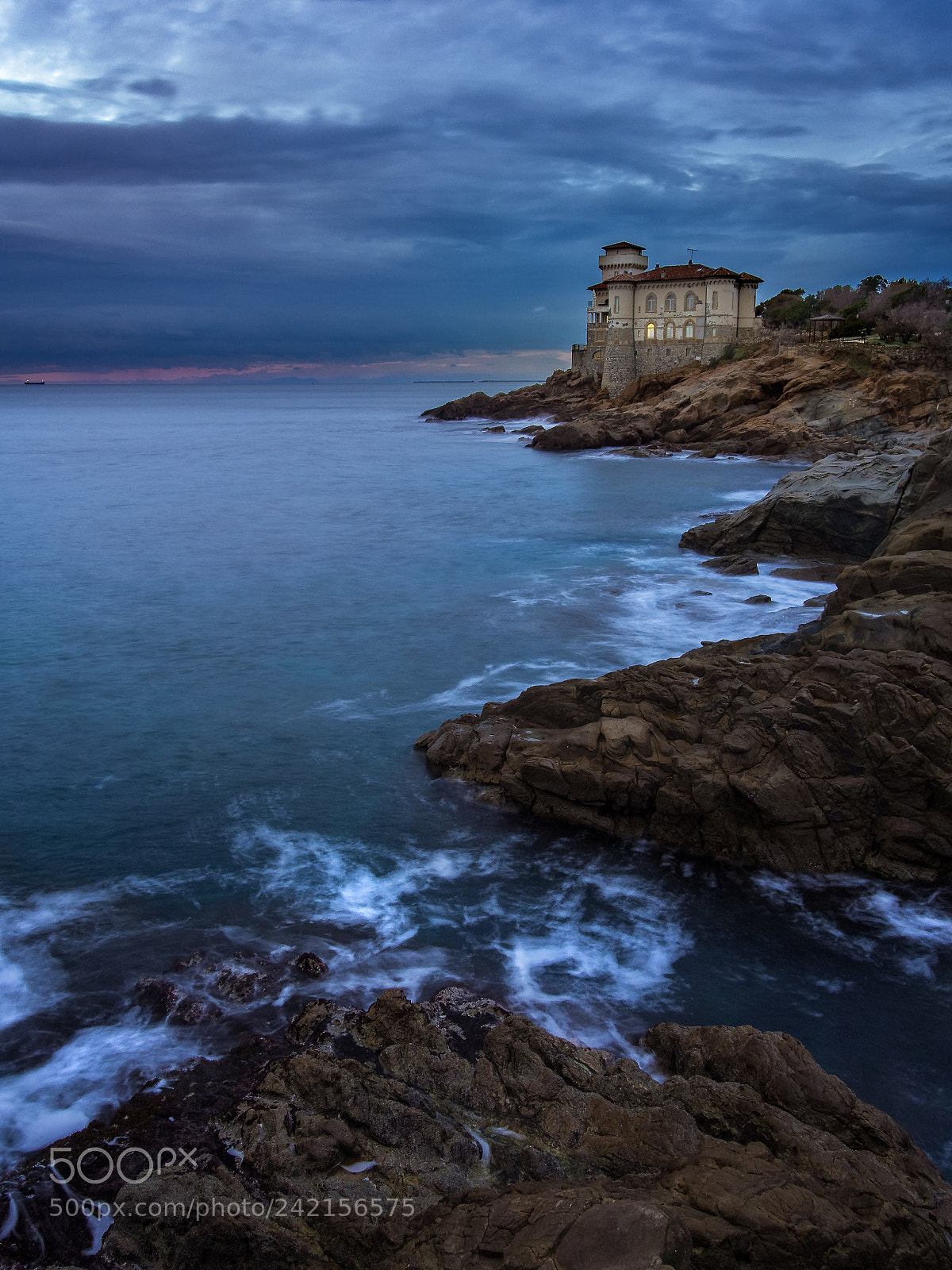 Olympus OM-D E-M10 II sample photo. Castel boccale photography