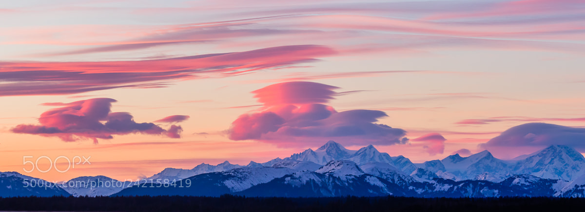 Canon EOS 7D Mark II sample photo. Pink lenticular clouds strech photography