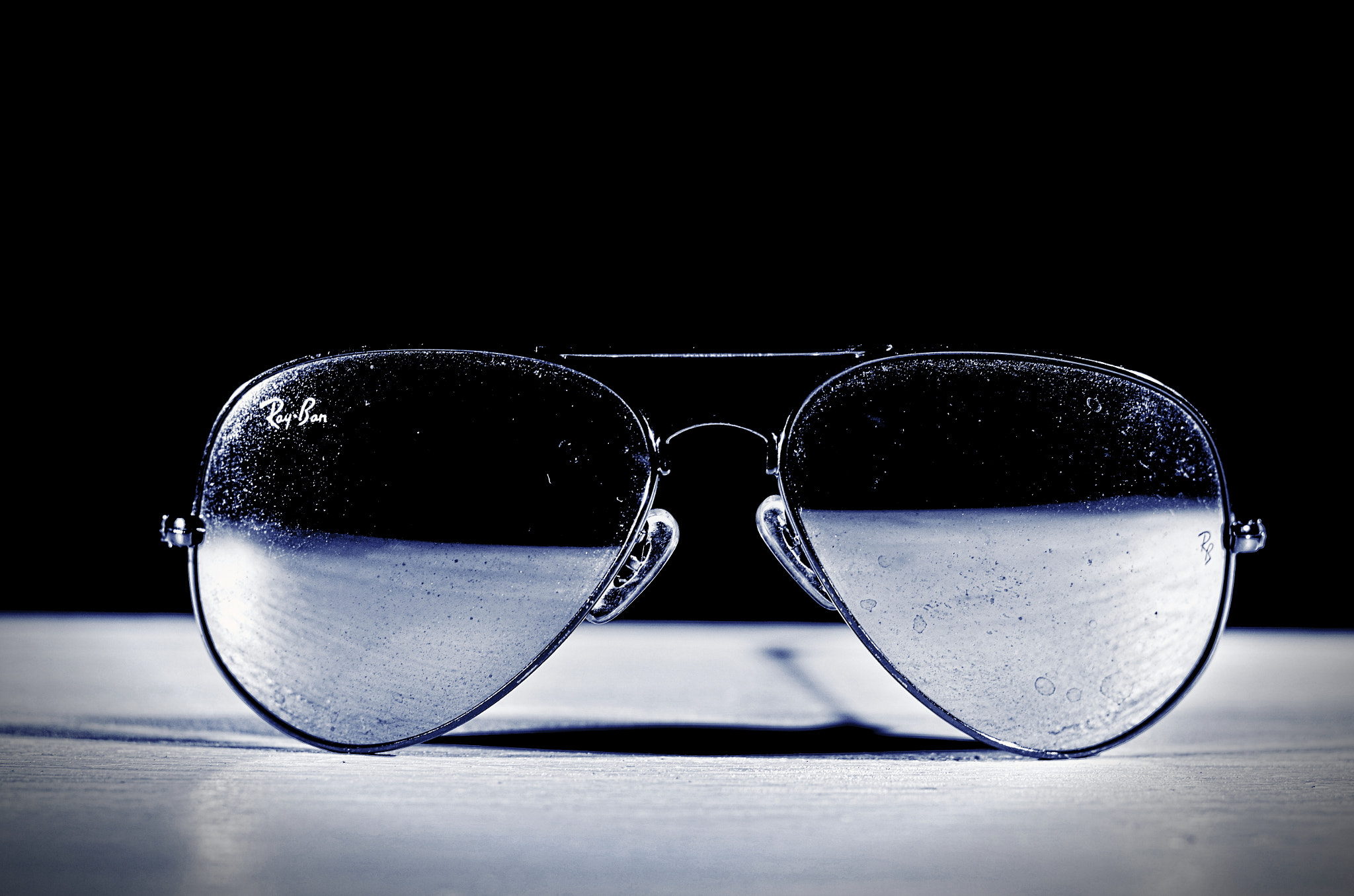 Nikon D5100 + Nikon AF-S Nikkor 50mm F1.8G sample photo. Shabby sunglasses photography