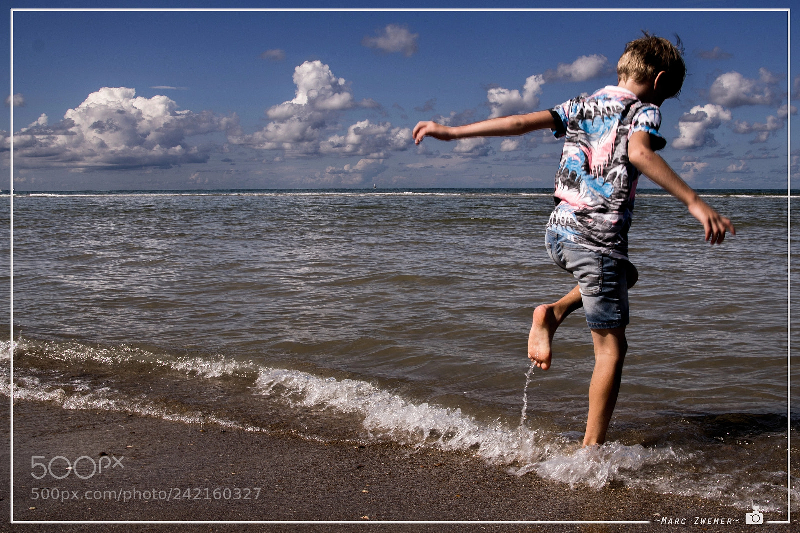 Sony ILCA-77M2 sample photo. Enjoy last summer day photography