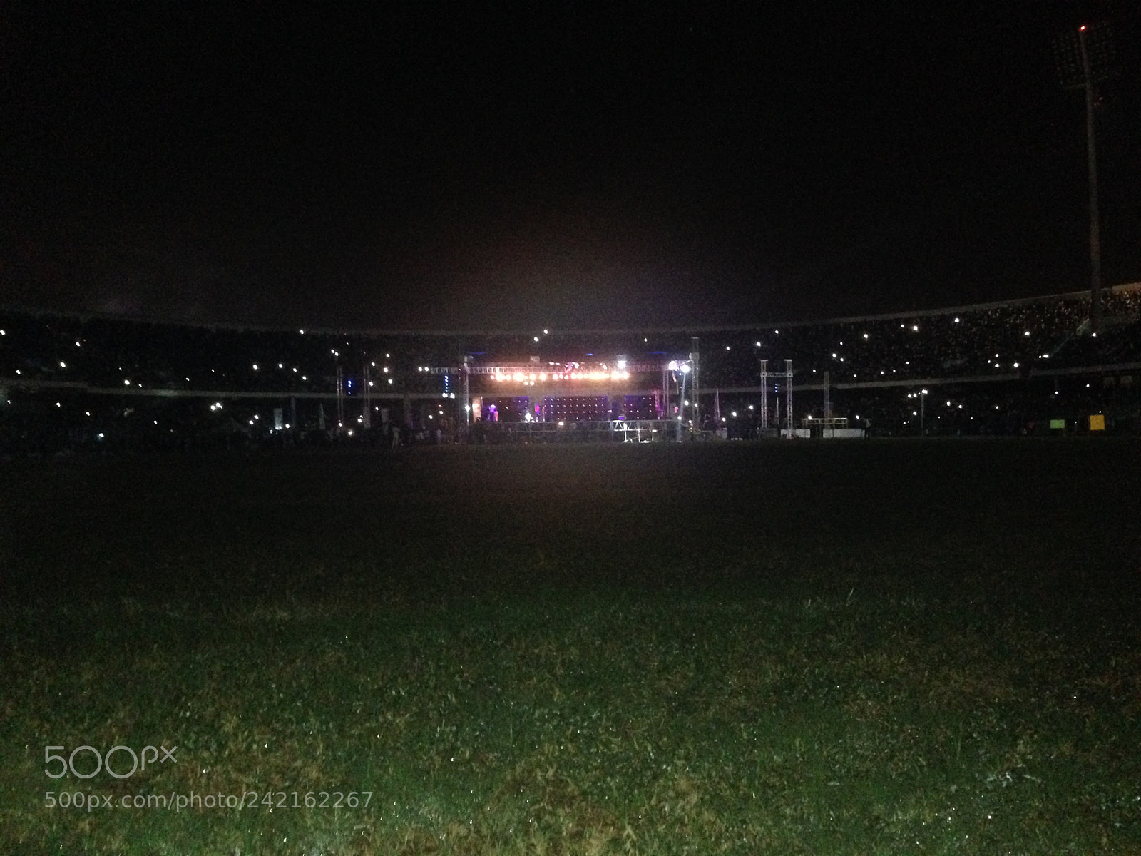 Apple iPhone 5 sample photo. Far from light photography