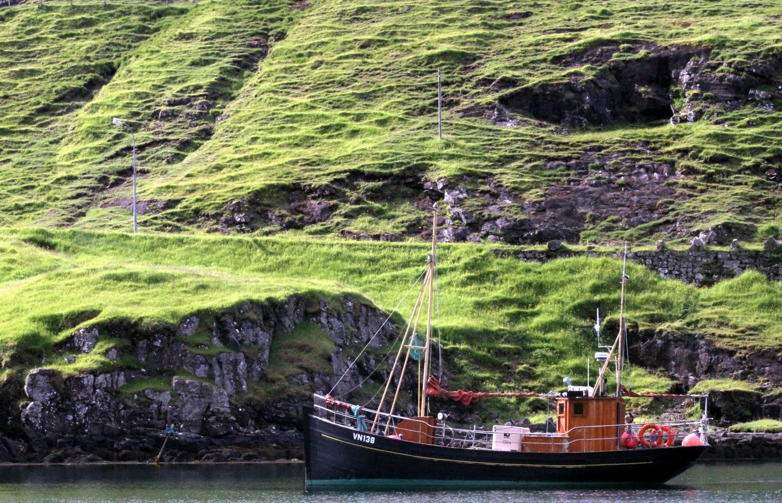Canon EF 70-300mm F4-5.6 IS USM sample photo. Faroer fishermans boat photography