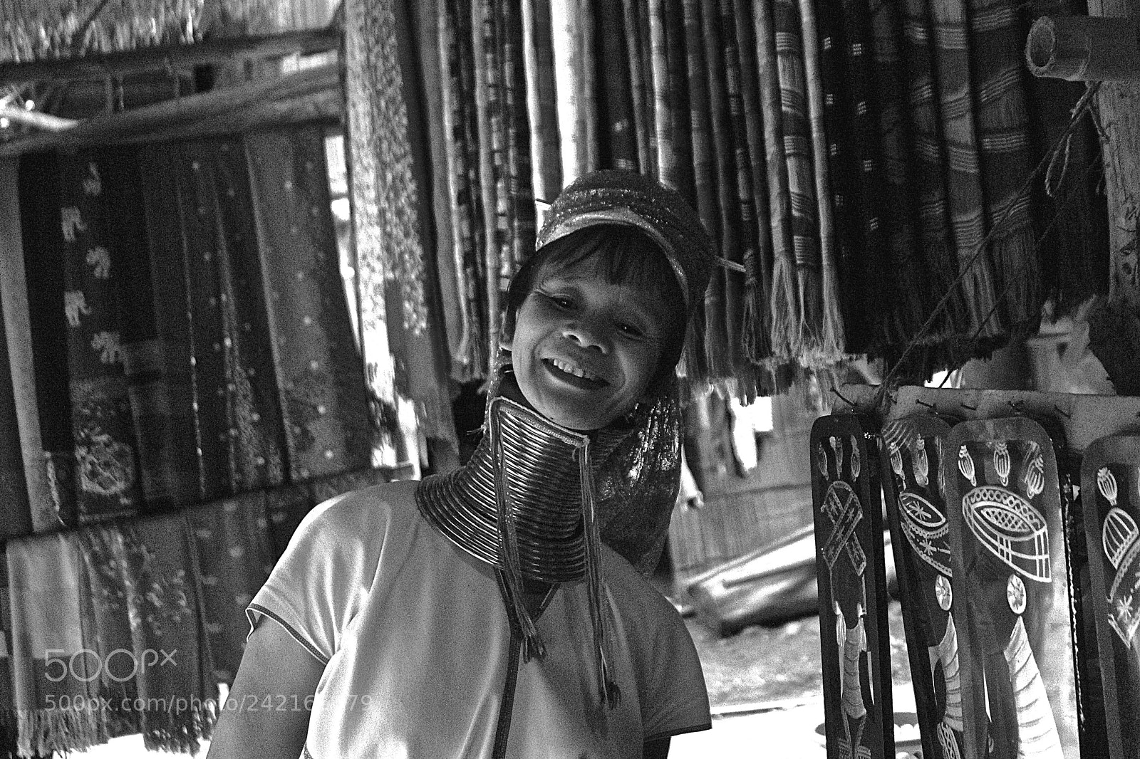 Canon EOS 100D (EOS Rebel SL1 / EOS Kiss X7) sample photo. Long neck village photography