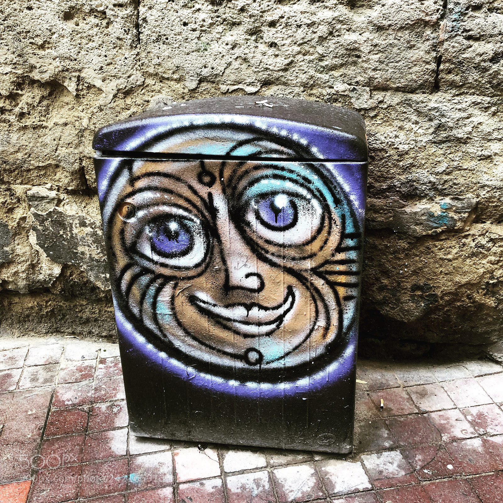 Apple iPhone 8 sample photo. By loko street art photography